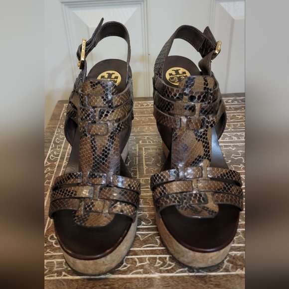 Tory Burch Wedge Snake sandals - Picture 2 of 12